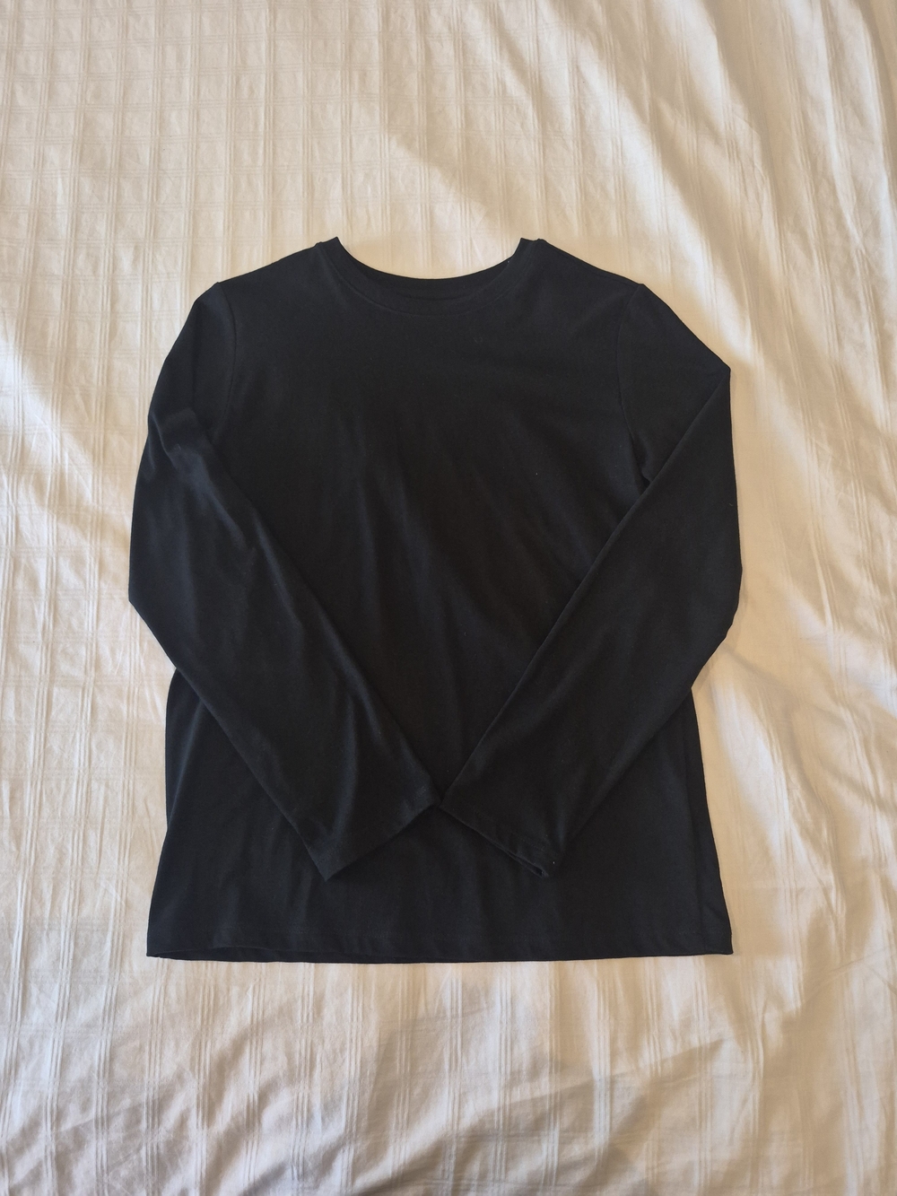 Cat & Jack Black Long-Sleeve Crewneck Tee